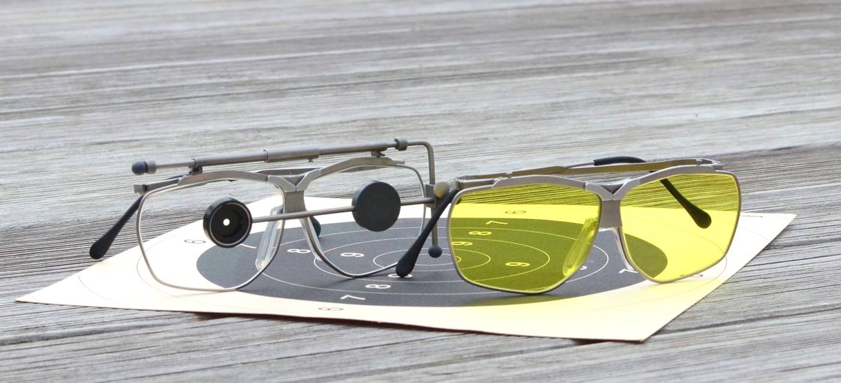 Dyn_gelb+Iris auf Holz_80x37_Web